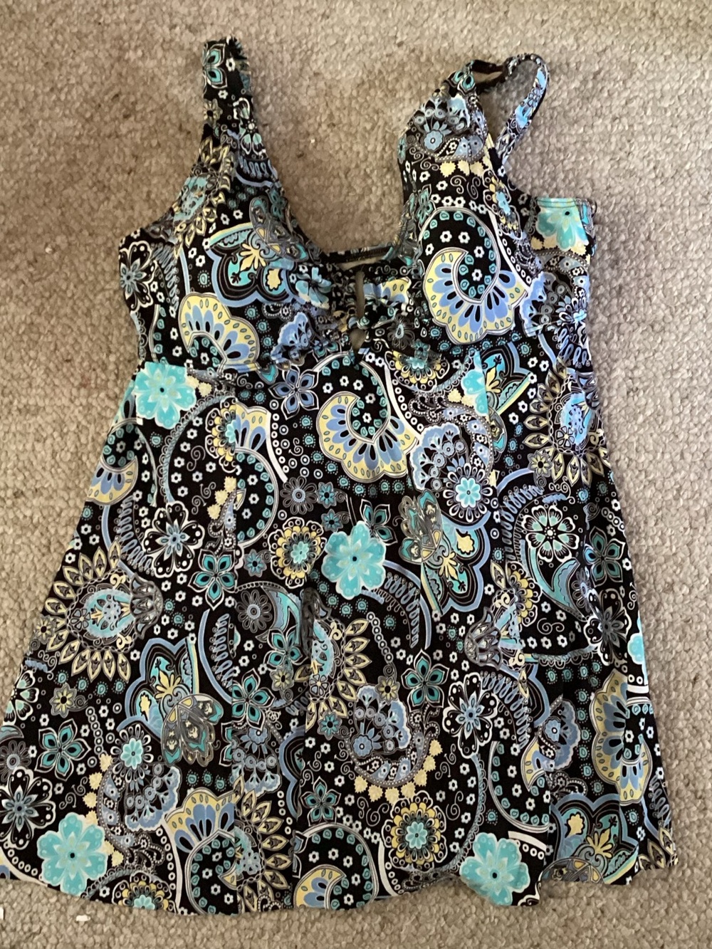 It Figures! Ladies Print Woman’s Bathing Suit 20W C Cup
